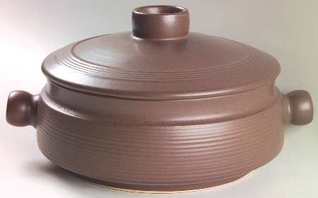 Mayflower 2 Qt Round Covered Casserole