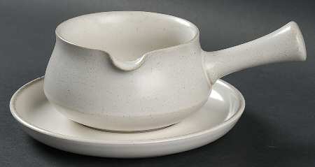 Potpourri White Gravy Boat & Underplate