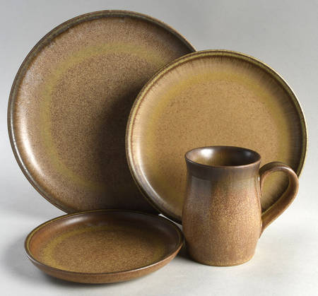Romany Brown 4 Piece Place Setting