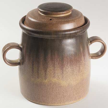 Romany Brown Bean Pot & Lid