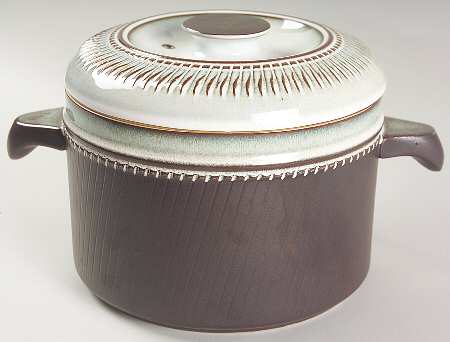 Rondo 2.5 Qt Round Covered Casserole