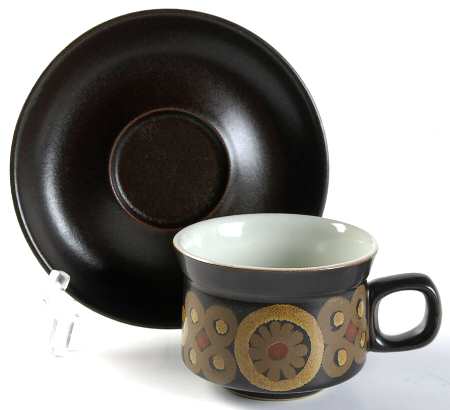 Samarkand Brown Flat Cup & Saucer Set