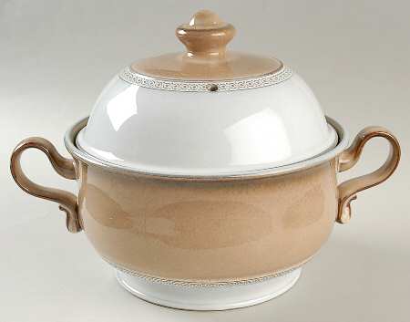 Seville 2 Qt Round Covered Casserole