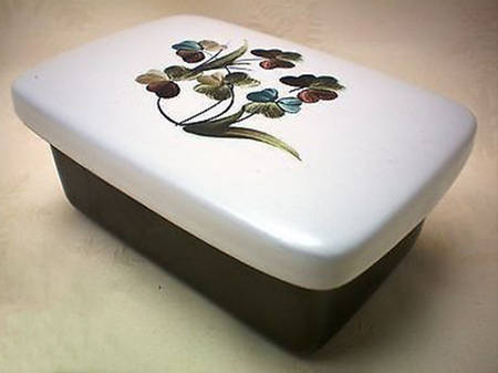 Shamrock Butter Box & Lid
