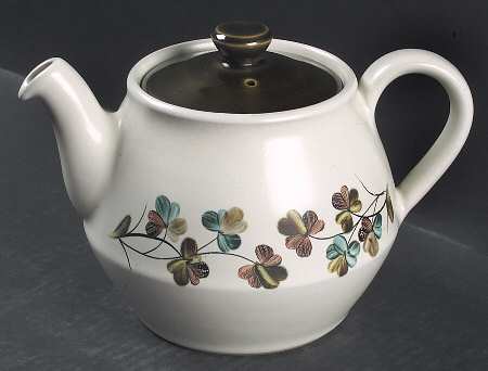 Shamrock Teapot & Lid