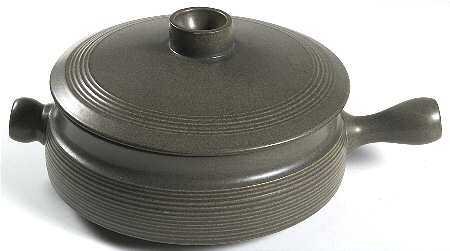 Sherwood 2.5 Qt Round Covered Casserole