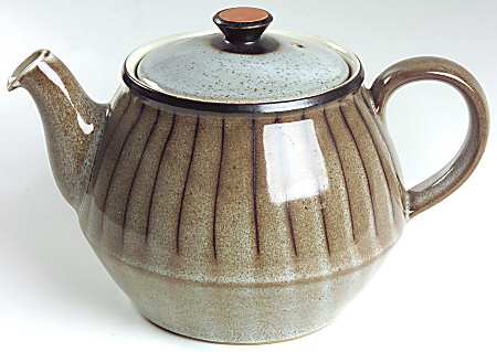 Studio Teapot & Lid