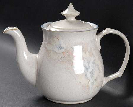 Tasmin Teapot & Lid