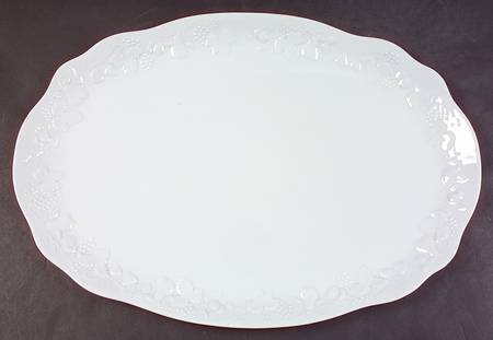 California (Blanc De Blanc) 19" Oval Turkey Serving Platter