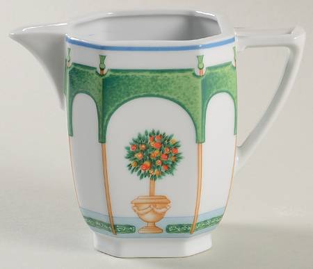 Jardin Royal Creamer