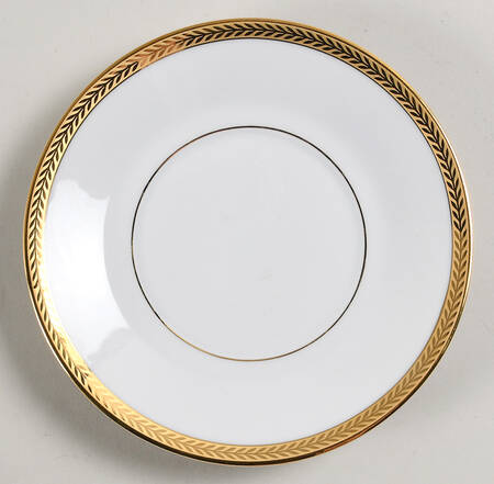 Laurel Gold Saucer for Flat Cup