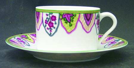 Persepolis Flat Cup & Saucer Set