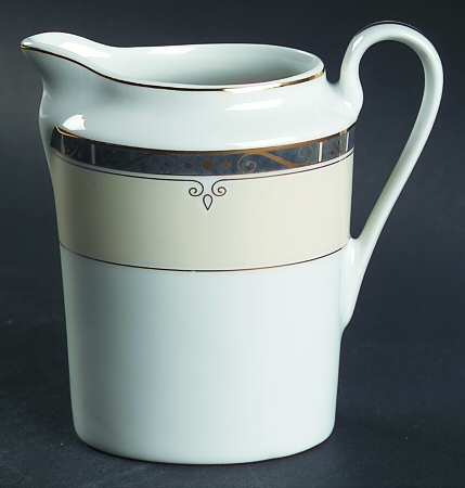 Scala Gray Creamer