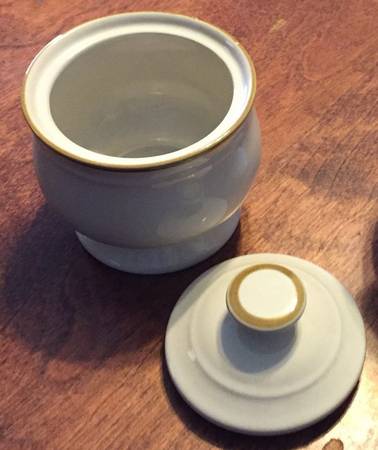 Elegance Sugar Bowl & Lid