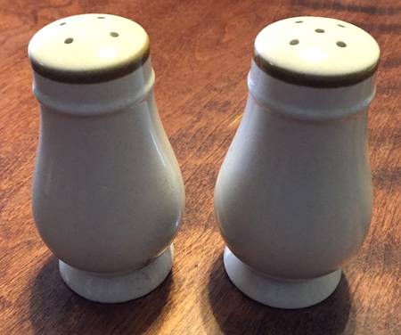 Elegance Salt & Pepper Set