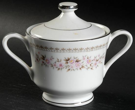 Alexandria Sugar Bowl & Lid