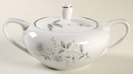 Blue Rose Sugar Bowl & Lid by Diamond (Japan)