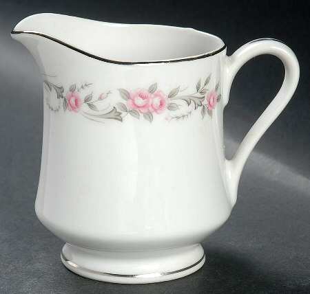 Pageant Creamer