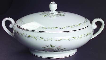 Romance Round Covered Vegetable