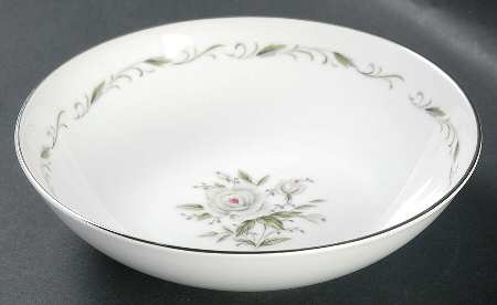 Romance Coupe Cereal Bowl by Diamond (Japan)
