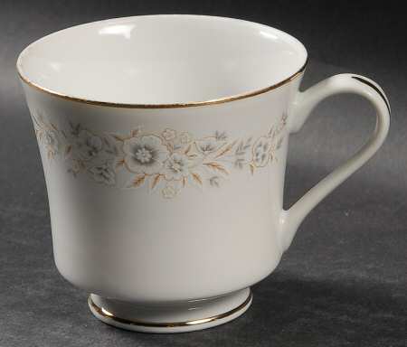 Winchester Footed Cup