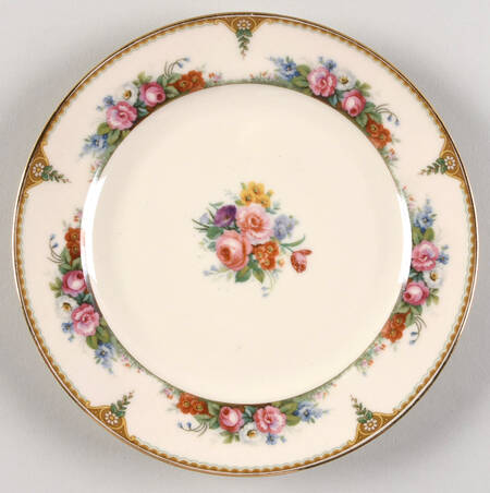 Valeria Salad Plate
