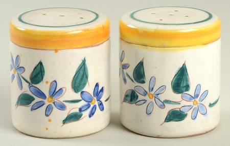 Laurita Salt & Pepper Set