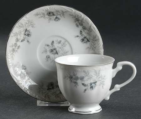 Baroque Bleu Footed Cup & Saucer Set