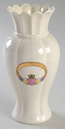 Claddagh 7" Vase