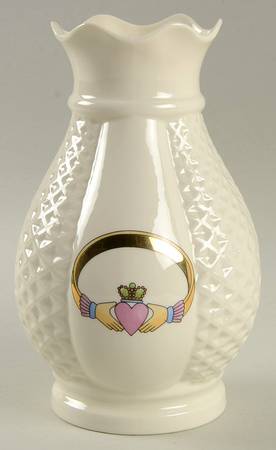 Claddagh 7" Vase