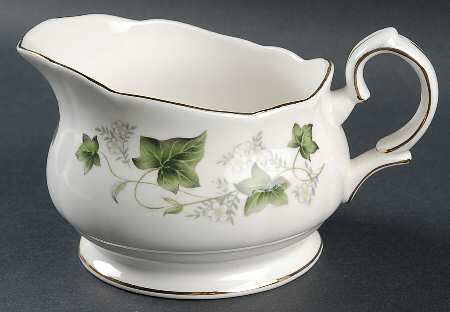 Ivy Gravy Boat