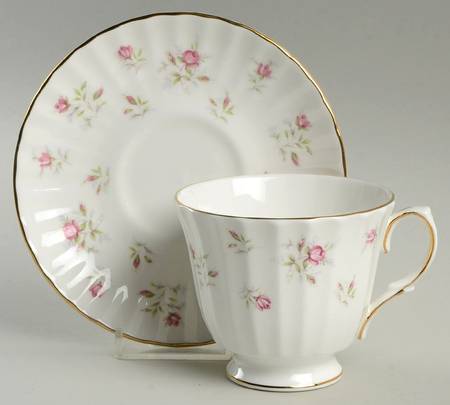Marie Footed Cup & Saucer Set