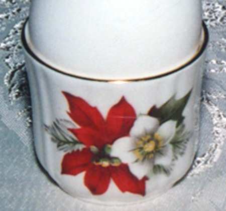 Poinsettia Single Egg Cup