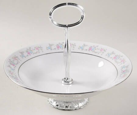 Rapture 6"-7" Handled Footed Nut Dish HC