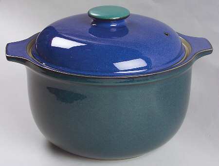 Metz 2.5 Qt Round Covered Casserole