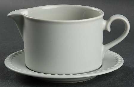 Rondure Sage Gravy Boat & Underplate