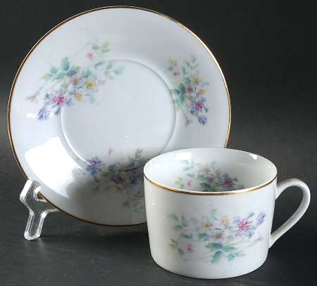 Tour Eiffel Flat Cup & Saucer Set