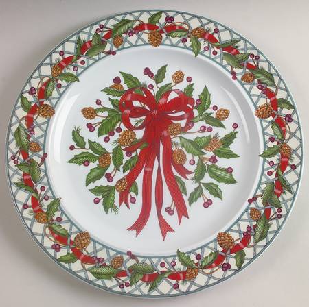 Nordic Holiday-Lattice, Ribbon&Berries 13" Chop Plate (Round Platter)