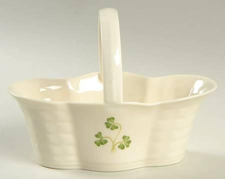 Shamrock (Embossed) 5" Handled Basket