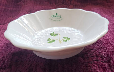 Shamrock (Embossed) 4" Round Sweet Dish