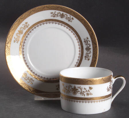 Orsay White Flat Cup & Saucer Set