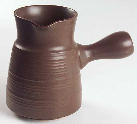 Arabesque 24 Oz Pitcher