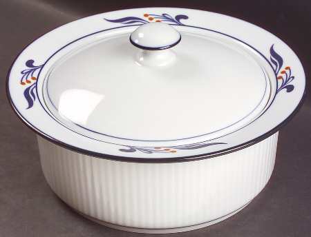 Maribo (Portugal) 2 Qt Round Covered Casserole