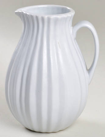 Vesi Pearl White Creamer
