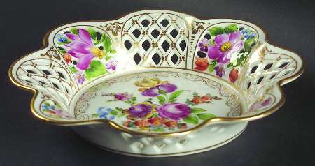 14105 8" Pierced Round Bowl