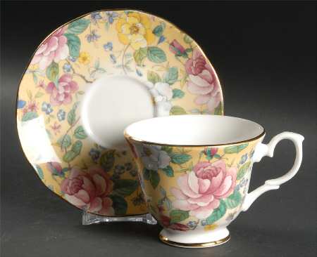 Chelsea Garden Antique Yellow Footed Cup & Saucer Set