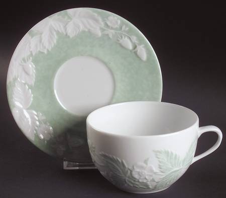 Promenade Green Breakfast Cup & Saucer Set