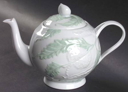 Promenade Green Teapot & Lid