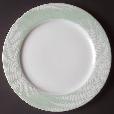 Promenade Green Service Plate (Charger)