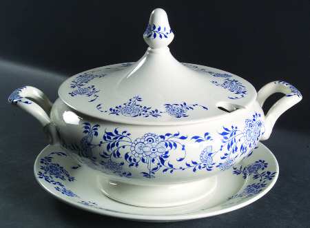 DIS4B Tureen &  Lid